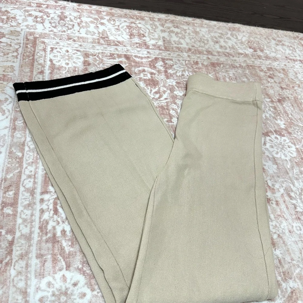 House Of Harlow Knit Pants W/ Black Trim - Picture 3 of 8